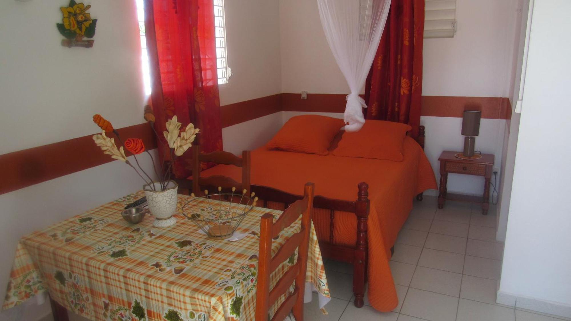 Maison Des Alizes Gros Cap Ngoại thất bức ảnh