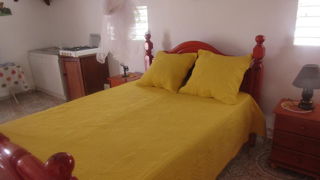 Maison Des Alizes Gros Cap Ngoại thất bức ảnh